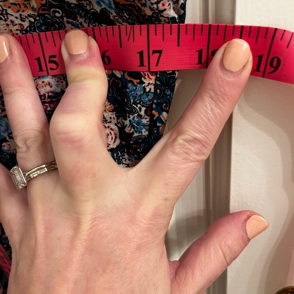 J. Crew Floral V-Neck Midi Dress Size 2 - Picture 12 of 12